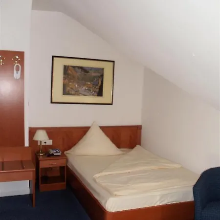 Hotel Vier Jahreszeiten 2*