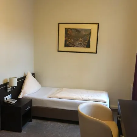 فيير ياهريستسايتن 2* هايدلبرغ