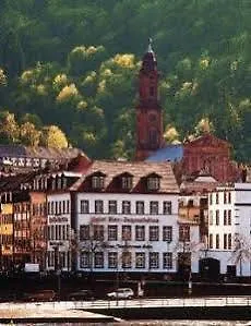 Vier Jahreszeiten Hotell 2*