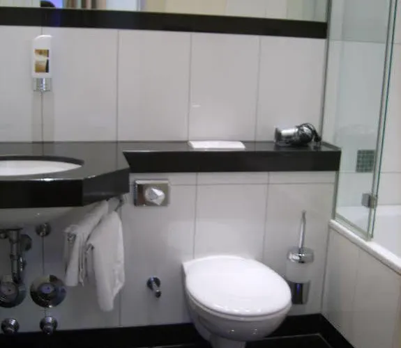 Hotell Vier Jahreszeiten